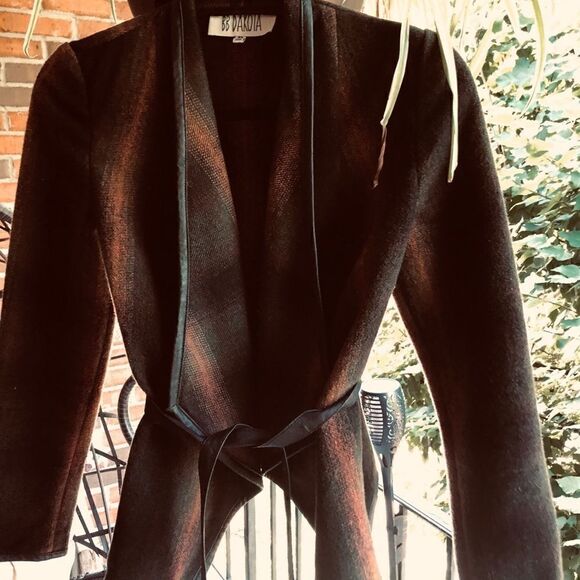 BB Dakota Wool coat - Picture 3 of 3